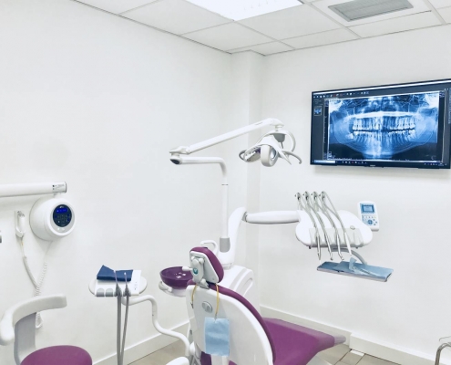 Box 2 Dentista Italiano Barcellona Spagna Dott Reato 2