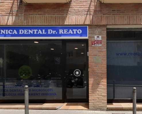 Entrata Clinica Odontoiatrica Dott Reato Dentista Barcellona Spagna